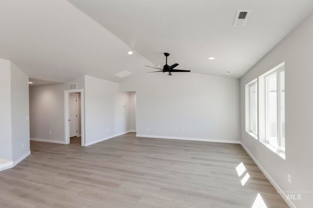 5456 S Bittercreek Ave, Meridian, ID 83642