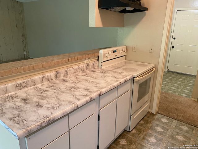 5706 Lake Cove, San Antonio, TX 78222