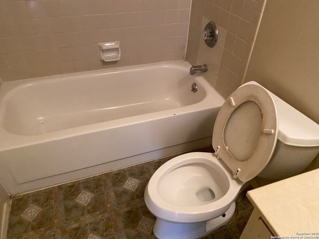 5706 Lake Cove, San Antonio, TX 78222