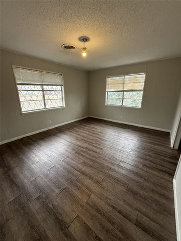 112 Big Bass Road, West, TX 76691