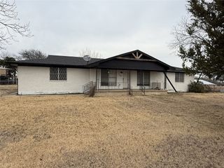 112 Big Bass Road, West, TX 76691