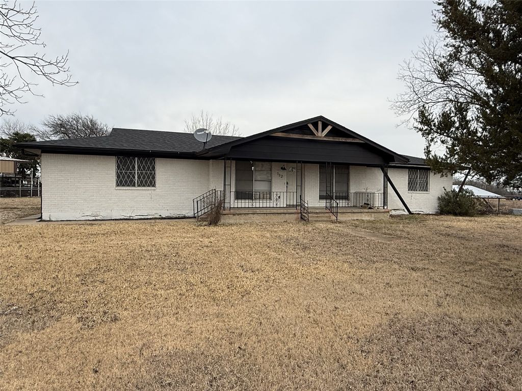 112 Big Bass Road, West, TX 76691