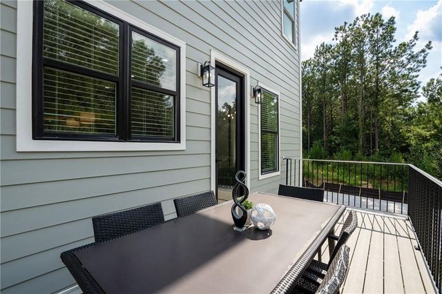 189 Brush Creek Court, Stockbridge, GA 30281