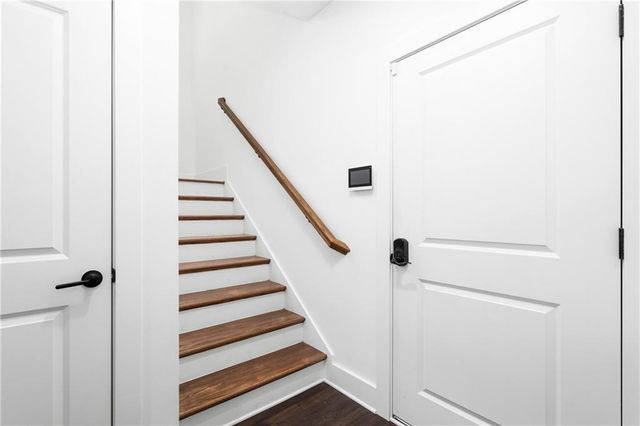 189 Brush Creek Court, Stockbridge, GA 30281