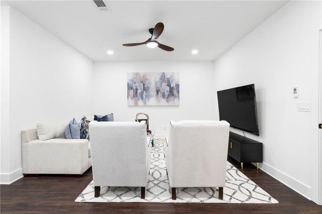 189 Brush Creek Court, Stockbridge, GA 30281