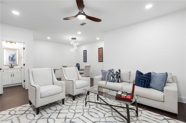 189 Brush Creek Court, Stockbridge, GA 30281