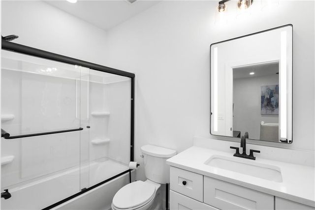 189 Brush Creek Court, Stockbridge, GA 30281