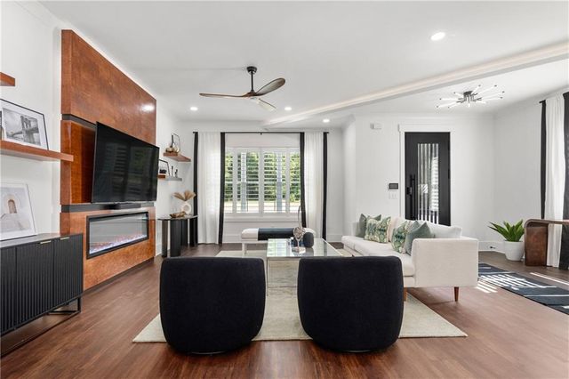 189 Brush Creek Court, Stockbridge, GA 30281