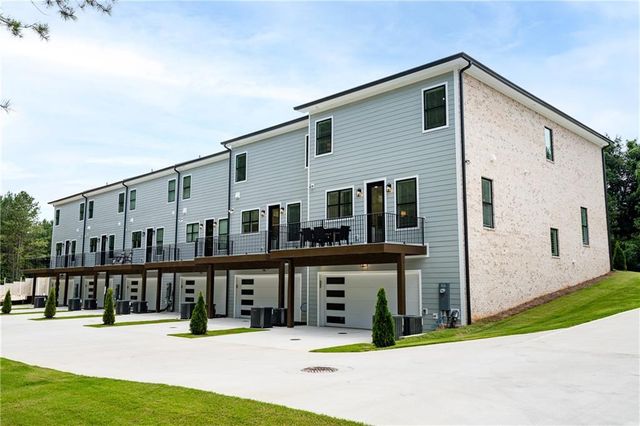 189 Brush Creek Court, Stockbridge, GA 30281