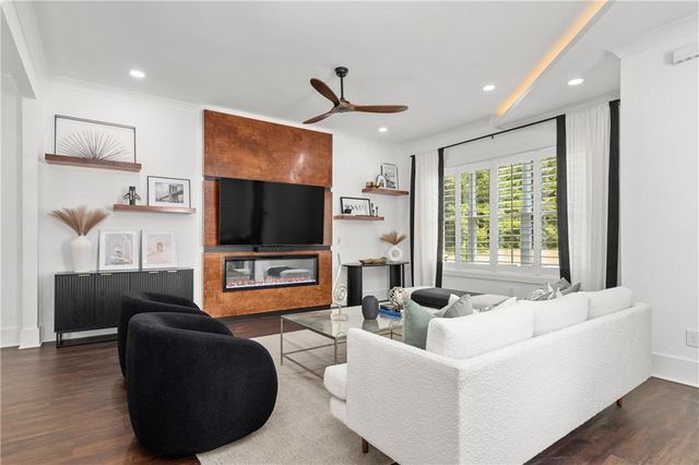 189 Brush Creek Court, Stockbridge, GA 30281