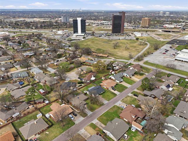 4330 S Lakewood Avenue, Tulsa, OK 74135
