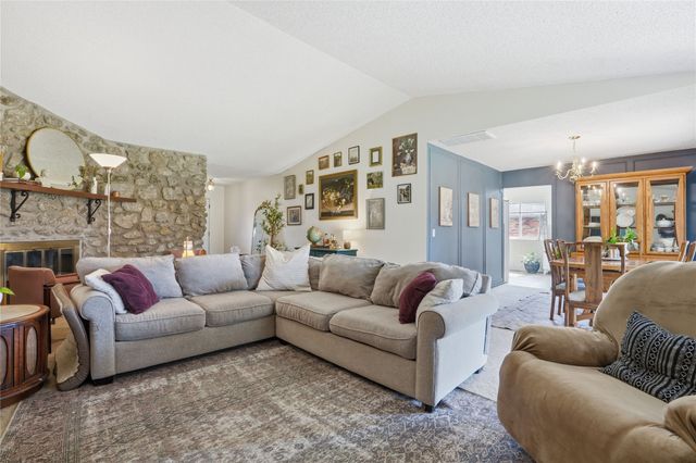 4330 S Lakewood Avenue, Tulsa, OK 74135