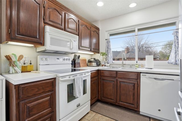 4330 S Lakewood Avenue, Tulsa, OK 74135