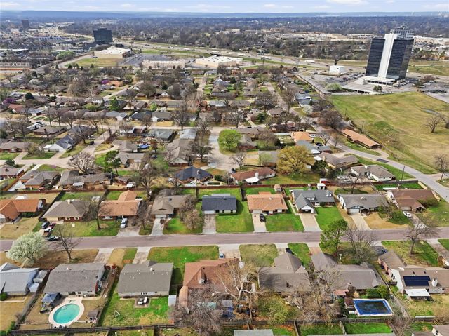 4330 S Lakewood Avenue, Tulsa, OK 74135