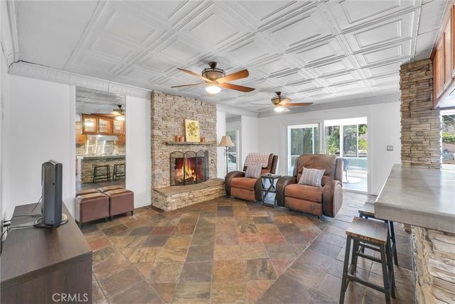 2117 Deodar, Santa Ana, CA 92705