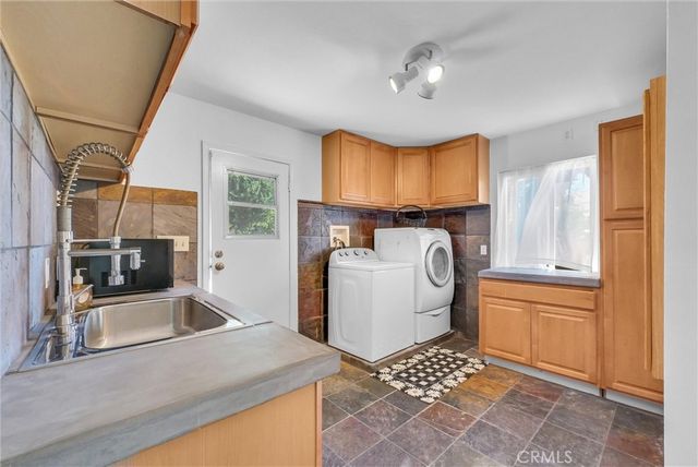 2117 Deodar, Santa Ana, CA 92705