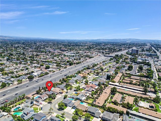 2117 Deodar, Santa Ana, CA 92705