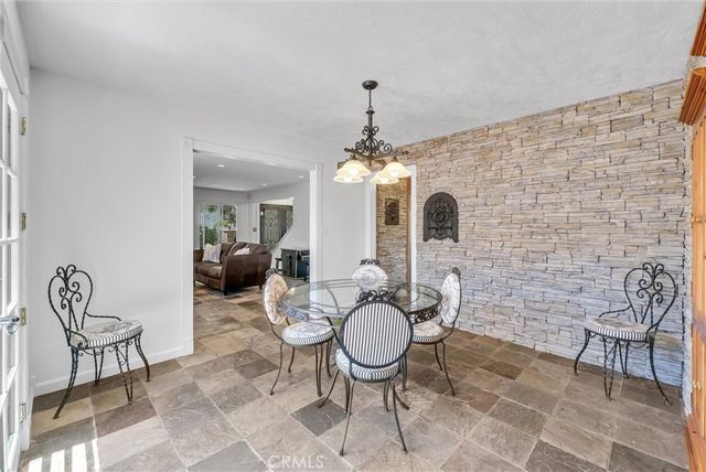 2117 Deodar, Santa Ana, CA 92705
