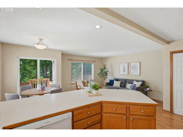 1325 CREEKSIDE Ln, Newberg, OR 97132