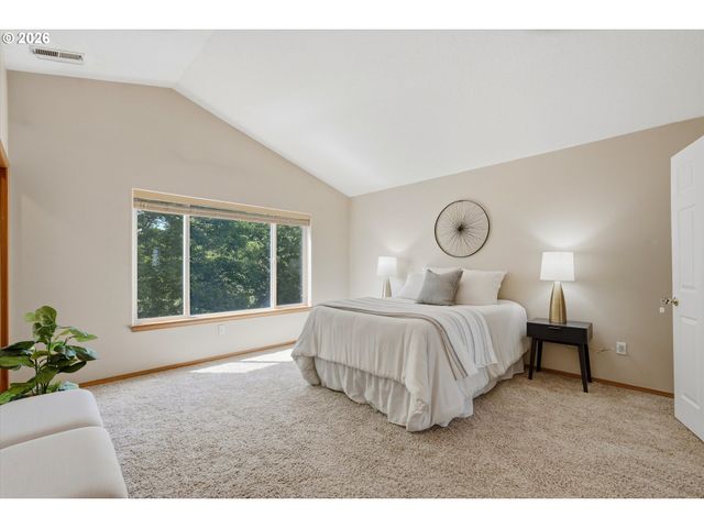 1325 CREEKSIDE Ln, Newberg, OR 97132