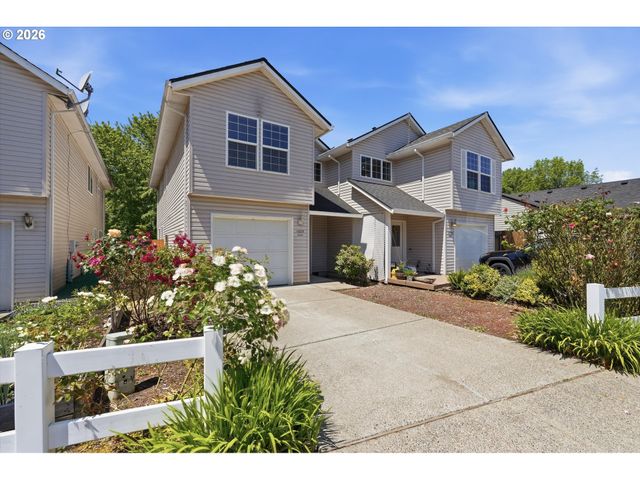 1325 CREEKSIDE Ln, Newberg, OR 97132