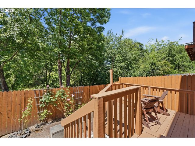 1325 CREEKSIDE Ln, Newberg, OR 97132