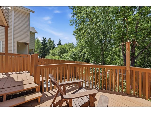 1325 CREEKSIDE Ln, Newberg, OR 97132