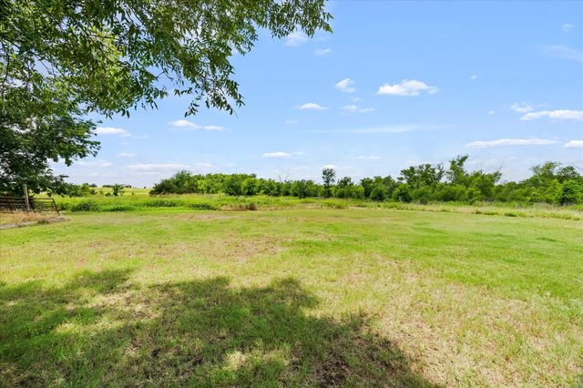 8214 S Fm 548, Royse City, TX 75189