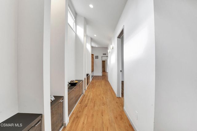 4219 Shadyglade Avenue, Studio City, CA 91604