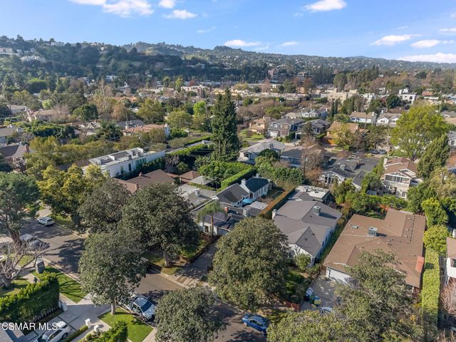 4219 Shadyglade Avenue, Studio City, CA 91604