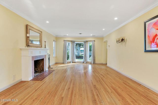 4219 Shadyglade Avenue, Studio City, CA 91604