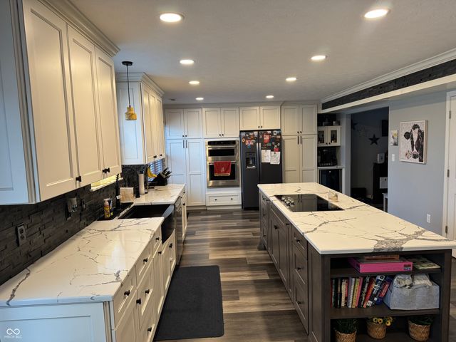 16711 Maraschino Drive, Noblesville, IN 46062