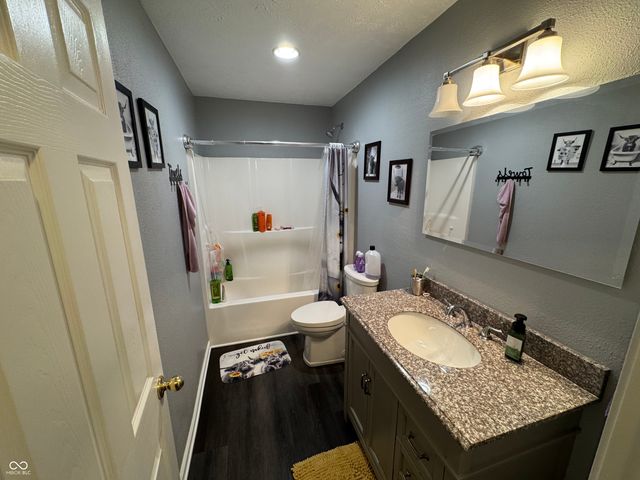 16711 Maraschino Drive, Noblesville, IN 46062