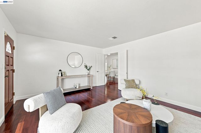 41441 Paseo Padre Pkwy, Fremont, CA 94539