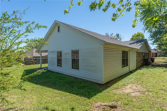508 Blueberry Hill, Van Buren, AR 72956