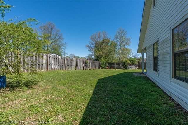 508 Blueberry Hill, Van Buren, AR 72956