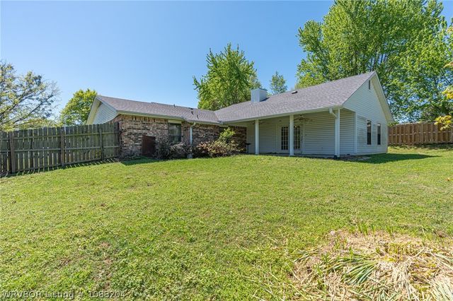 508 Blueberry Hill, Van Buren, AR 72956