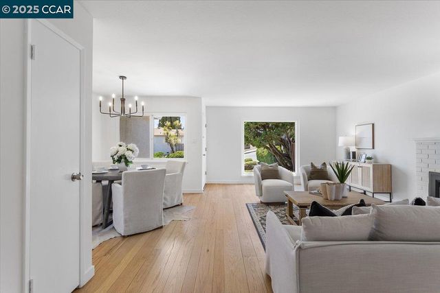3154 Dominic Dr, Castro Valley, CA 94546