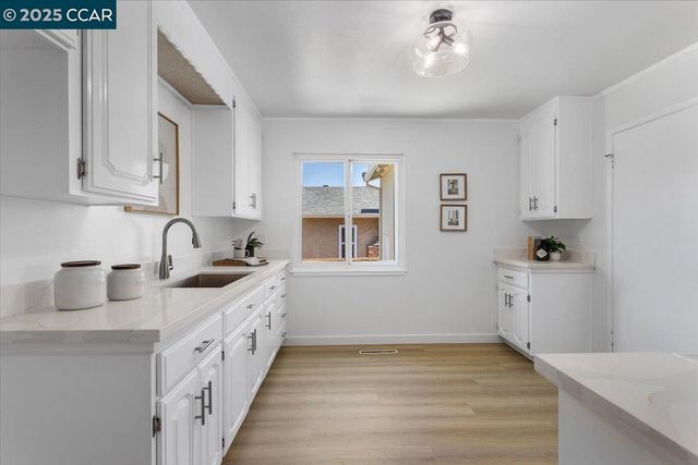 3154 Dominic Dr, Castro Valley, CA 94546