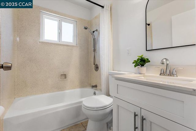 3154 Dominic Dr, Castro Valley, CA 94546