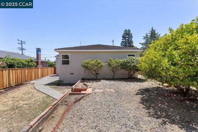 3154 Dominic Dr, Castro Valley, CA 94546