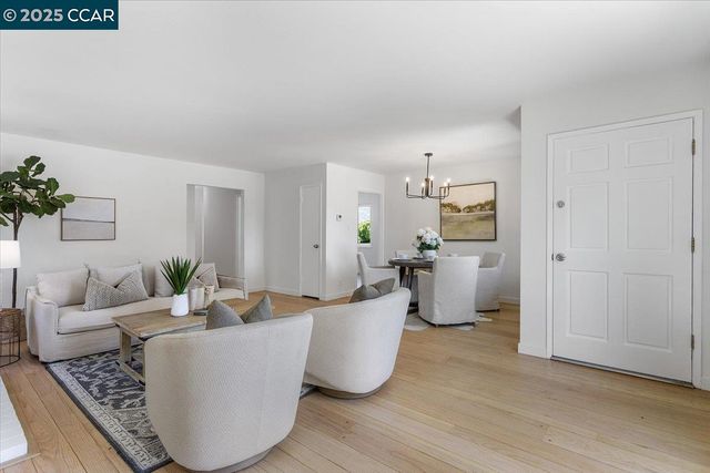 3154 Dominic Dr, Castro Valley, CA 94546