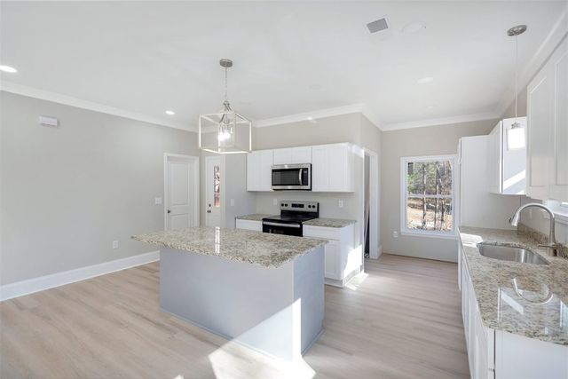 1418 Lake Jemiki Road, Walhalla, SC 29691