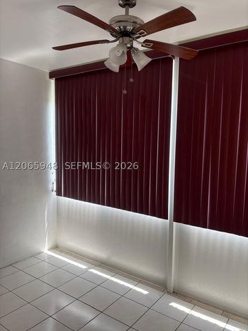 3091 NW 46th Ave 407C, Lauderdale Lakes, FL 33313