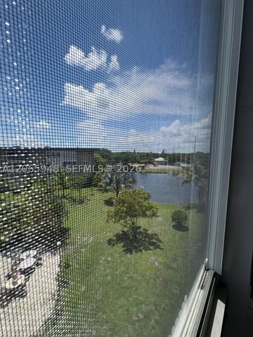 3091 NW 46th Ave 407C, Lauderdale Lakes, FL 33313