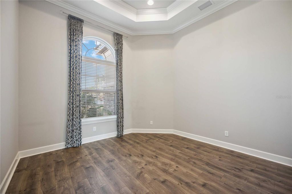 Image 16 of property listing at 4744 BENITO COURT, Bradenton, FL 34211