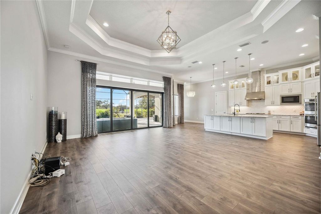 Image 19 of property listing at 4744 BENITO COURT, Bradenton, FL 34211