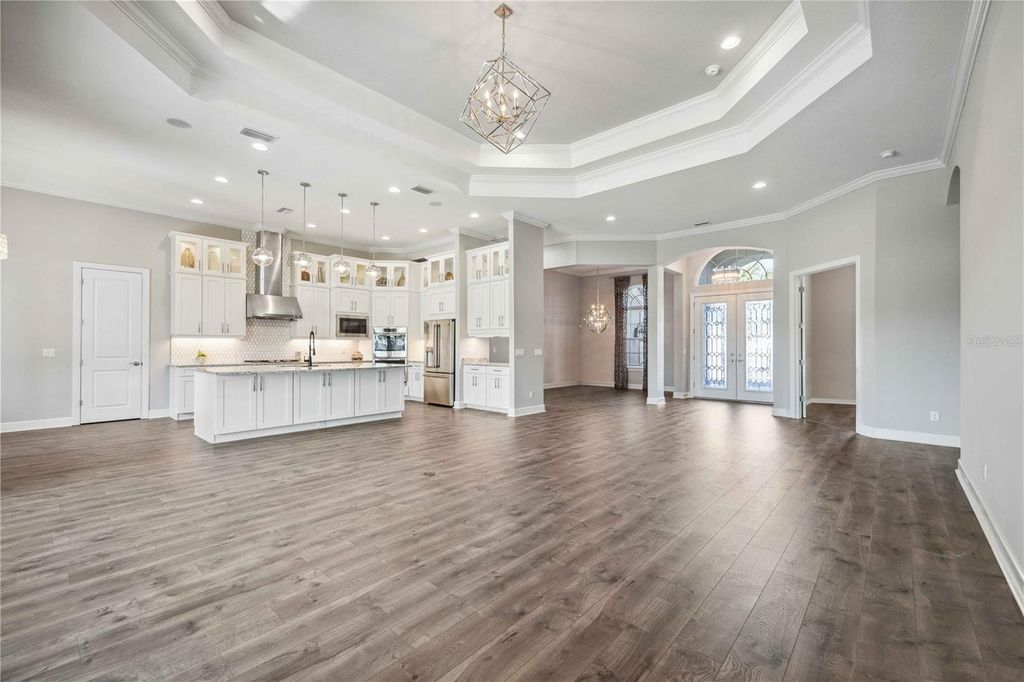 Image 22 of property listing at 4744 BENITO COURT, Bradenton, FL 34211