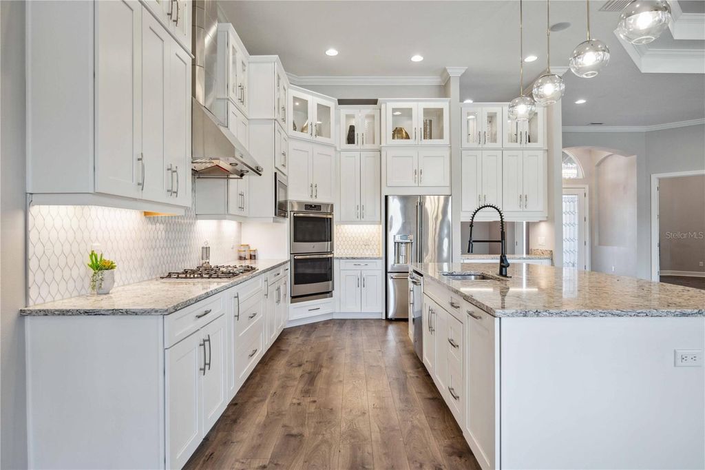 Image 29 of property listing at 4744 BENITO COURT, Bradenton, FL 34211