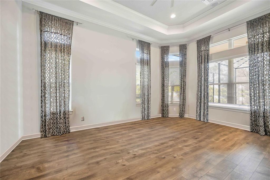 Image 32 of property listing at 4744 BENITO COURT, Bradenton, FL 34211